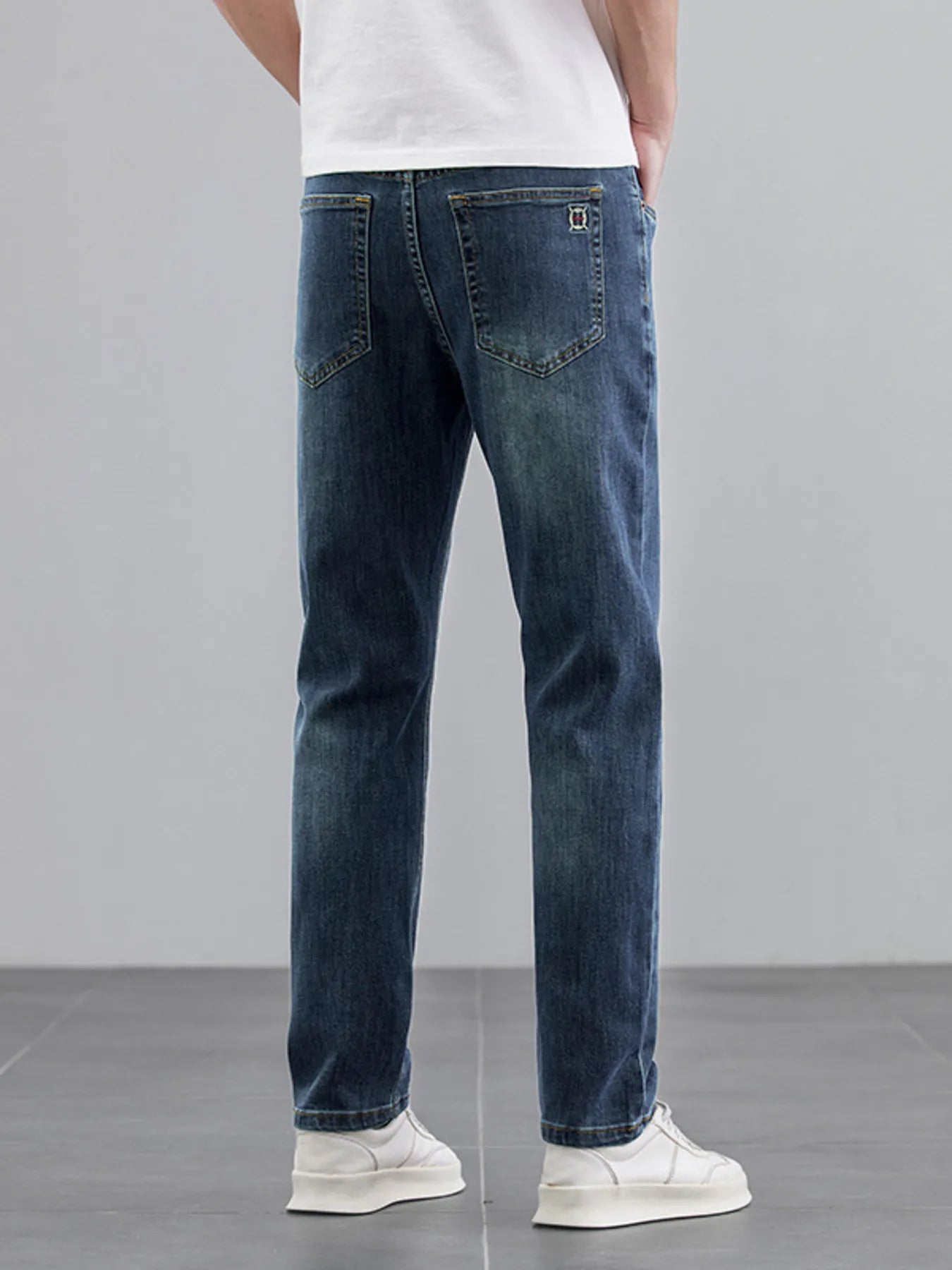 c16cea25771e4cc2b35d58b517cbac96-Max-Origin